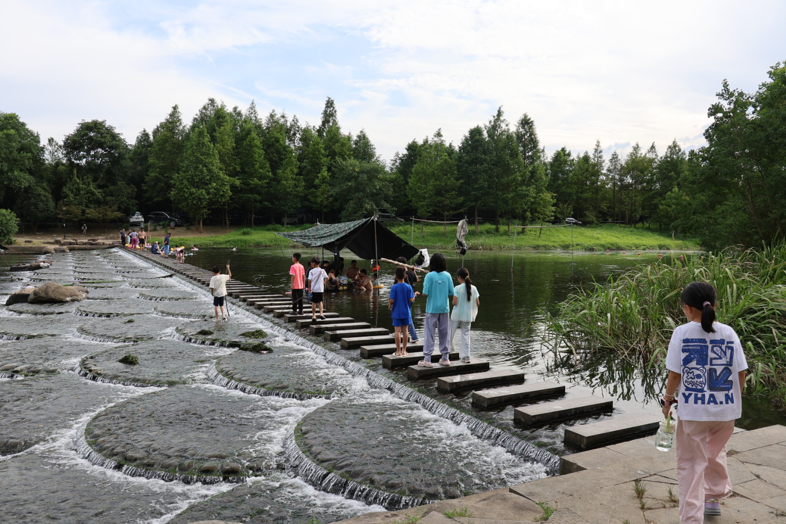 鱼鳞坝 玩水点